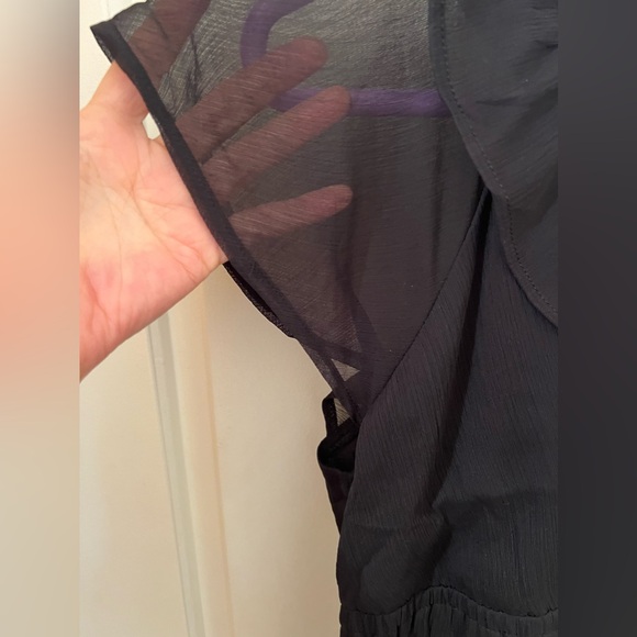 Old Navy Waist-Defined Flutter-Sleeve Midi Dress Size Medium NWT - Picture 4 of 10